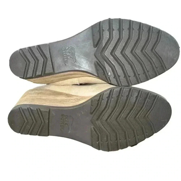 Sorel Women's Light Tan Wedge Boots - Picture 10 of 11